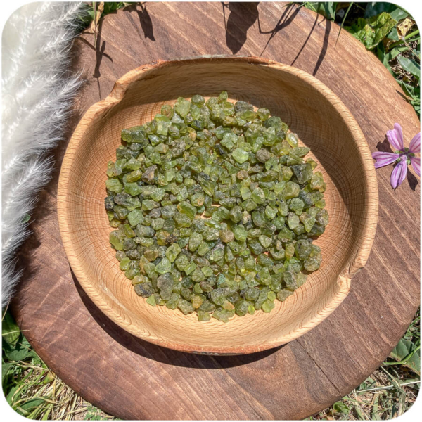 Peridot (Olivină/Cristolit) Brut pentru Recunoașterea Greșelilor - Mic - imagine 2