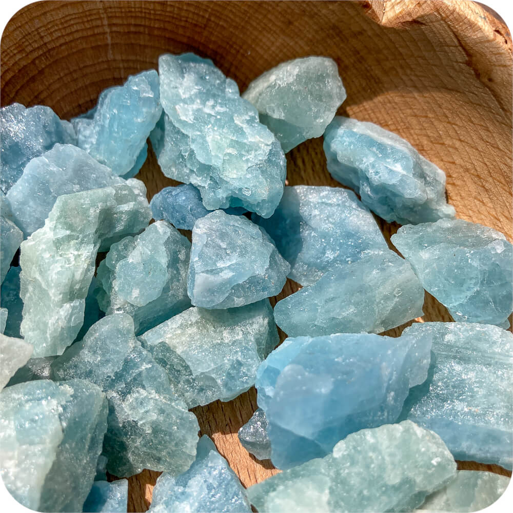 Acvamarin - Proprietăți, Semnificație, Beneficii, Zodie, Chakra și Purificare