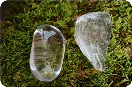 Cristal de Stâncă - Proprietăți, Semnificație, Beneficii, Zodie, Chakra și Purificare