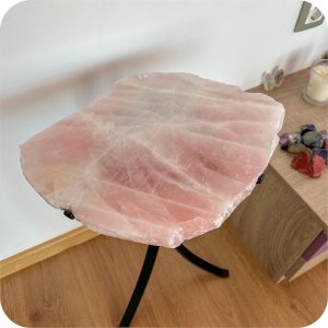 Masă din Cuarț Roz pentru Iubire și Echilibru în Casă Nr. 7